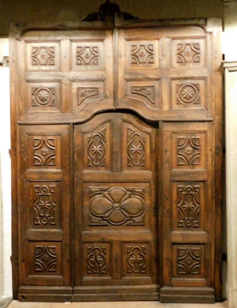 ptn224  portone barocco in noce, mis. h cm 285 x 200 cm di larghezza
